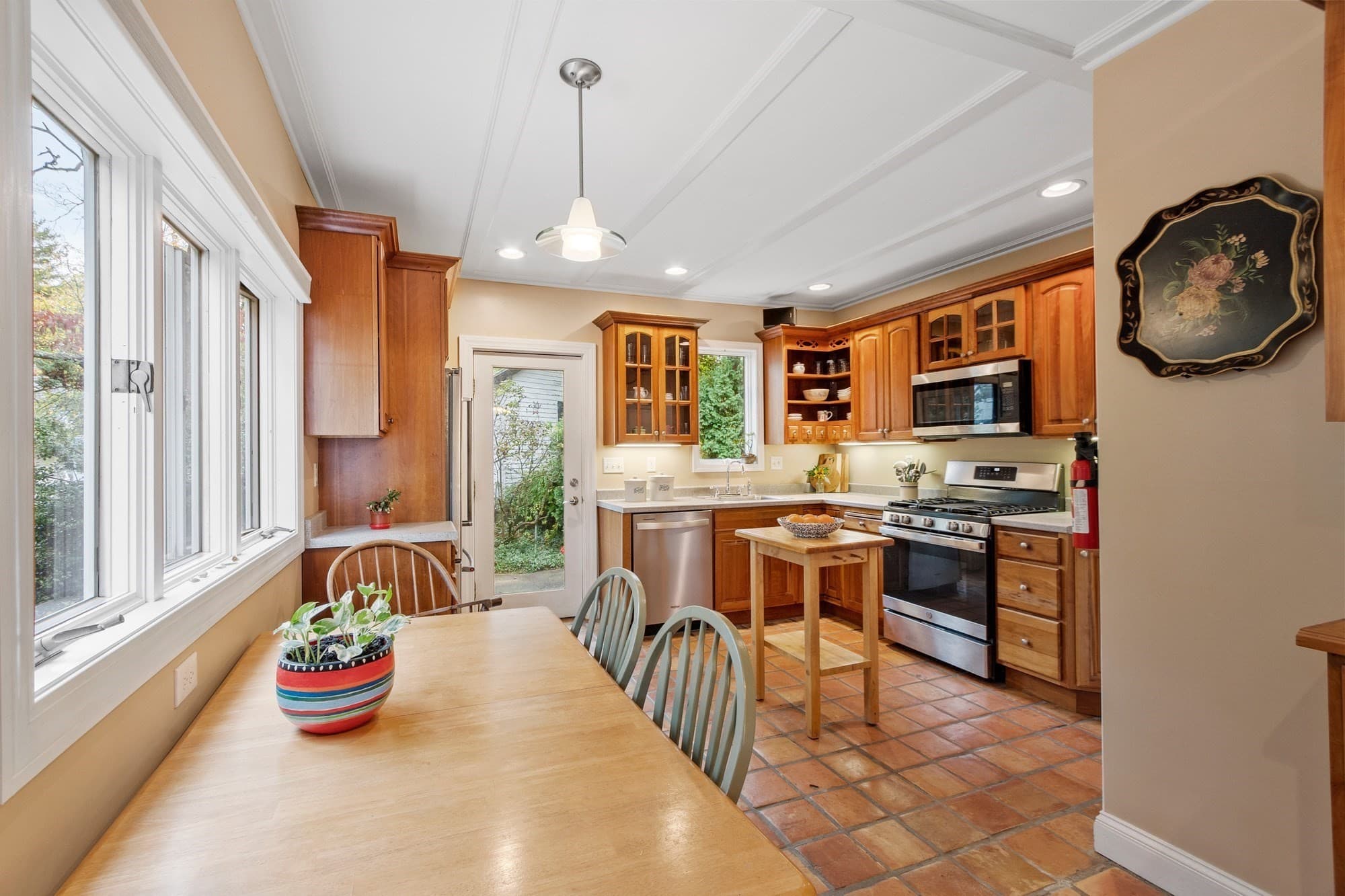 Single Family Residence at 112 Orris St, Melrose MA 02176, photo 12 of 38