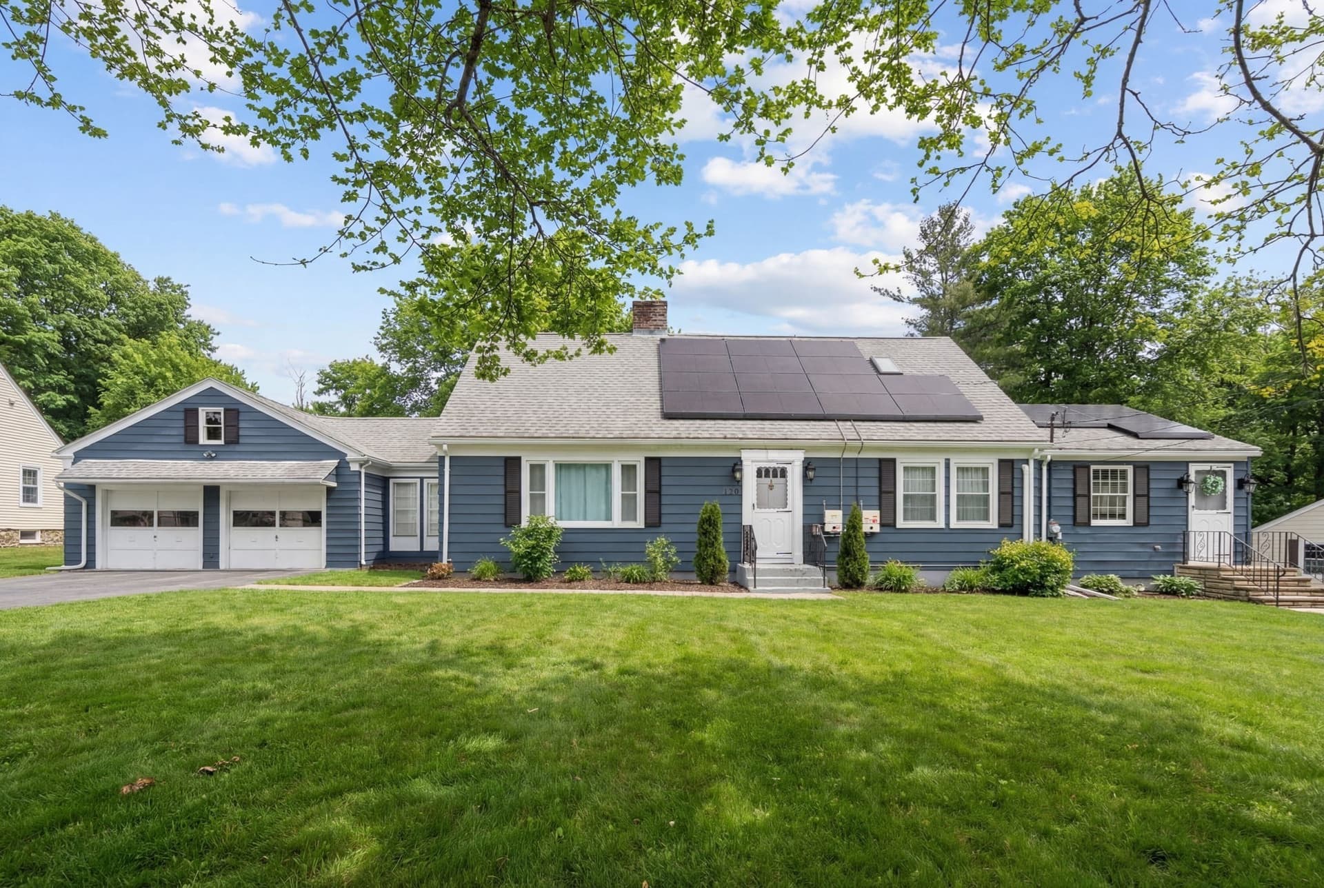 120 Brattle St, Worcester MA 01606