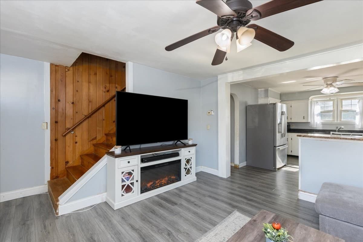 Single Family Residence at 53 Seventeenth St, Lowell MA 01850, photo 12 of 24
