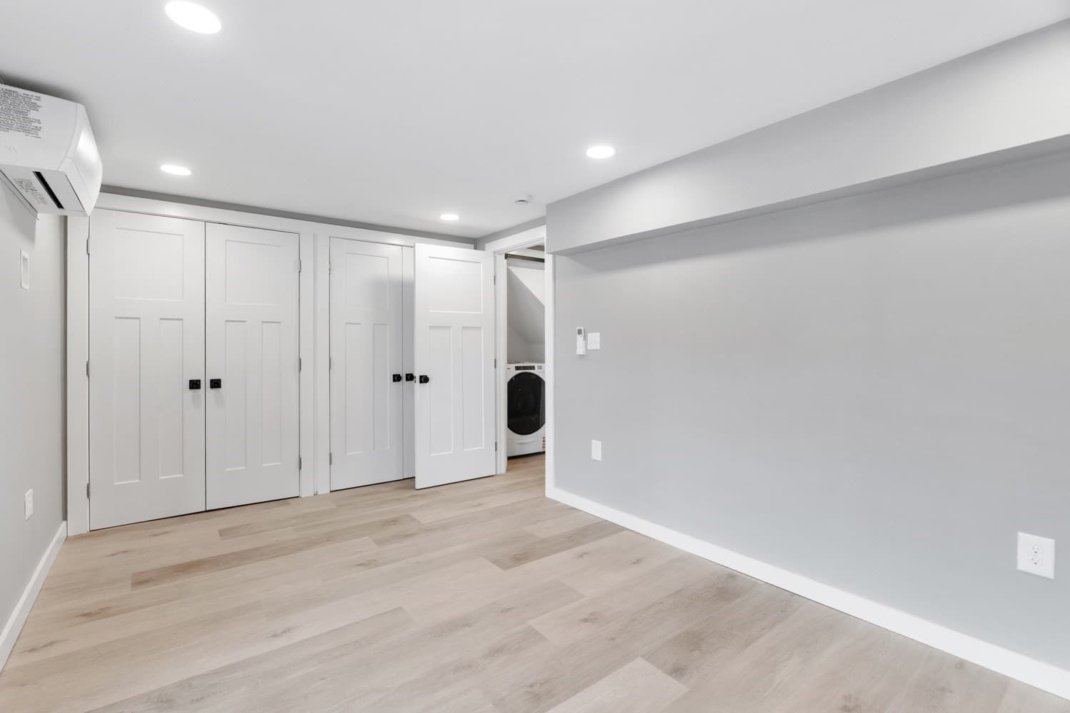 Single Family Residence at 10 Shore Drive, Wrentham MA 02093, photo 19 of 41