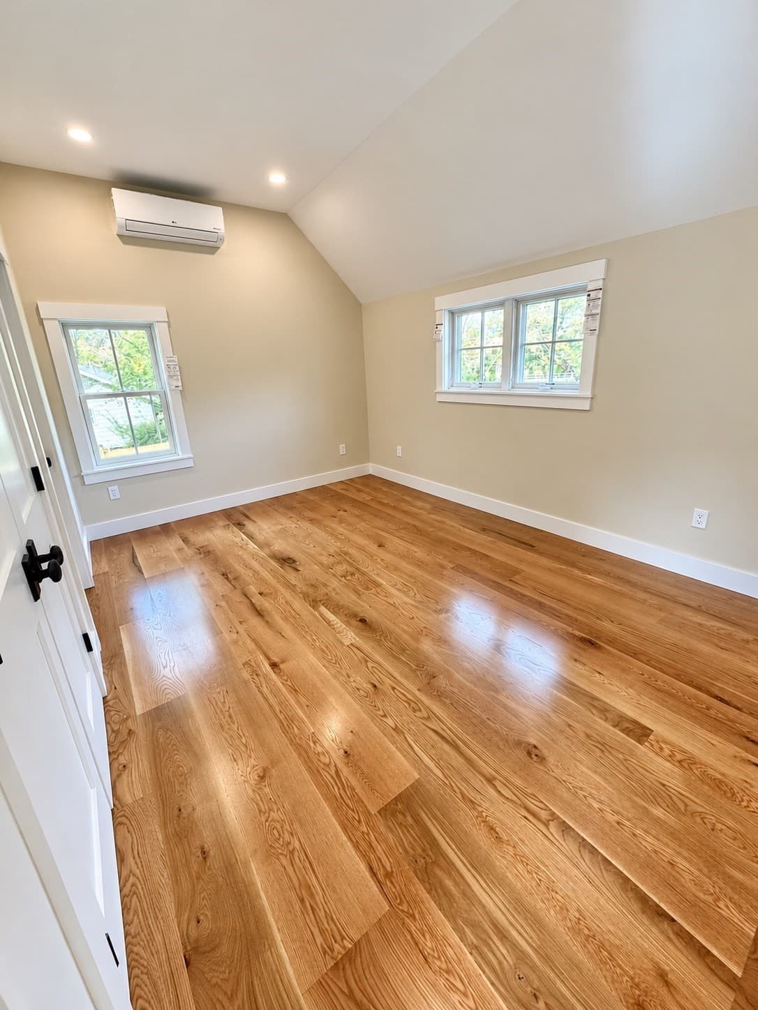 Single Family Residence at 25 Oak Avenue, Oak Bluffs MA 02557, photo 23 of 31