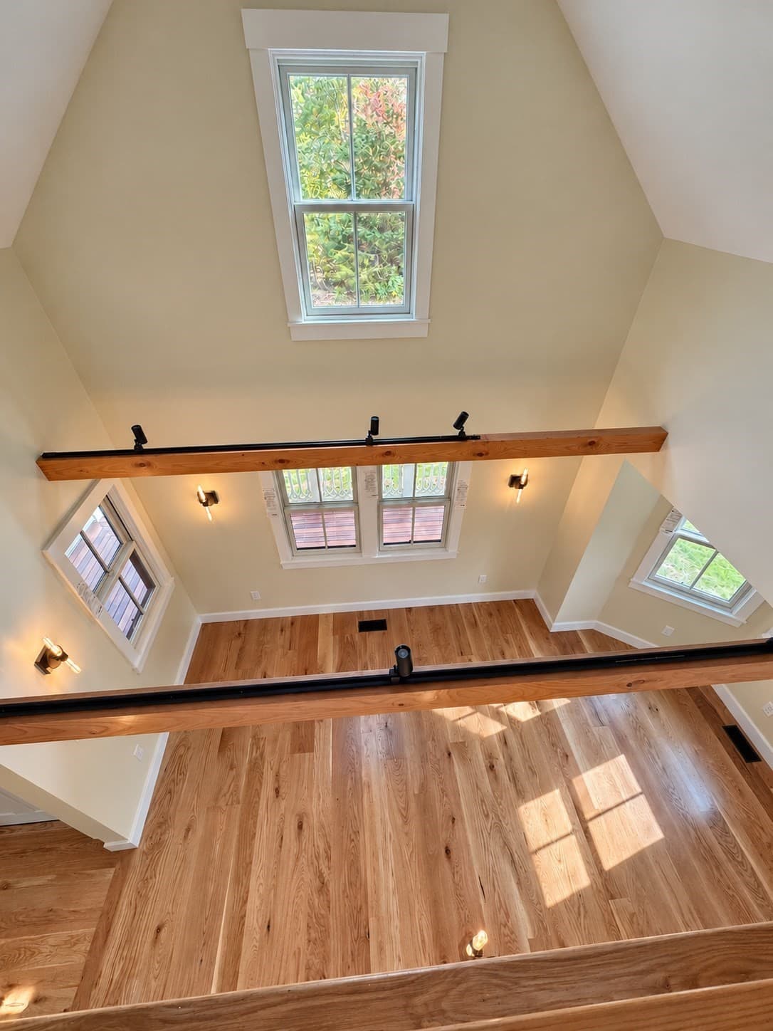 Single Family Residence at 25 Oak Avenue, Oak Bluffs MA 02557, photo 22 of 31