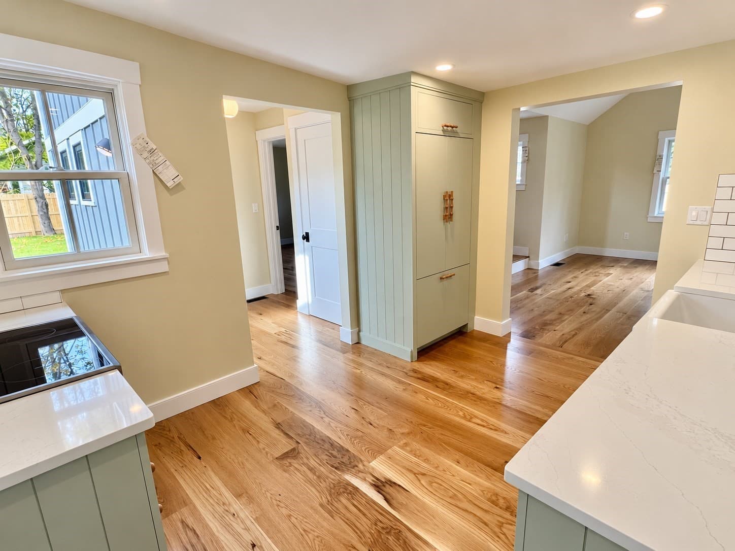 Single Family Residence at 25 Oak Avenue, Oak Bluffs MA 02557, photo 10 of 31