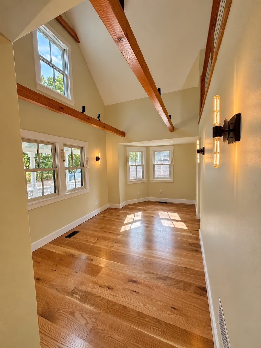Single Family Residence at 25 Oak Avenue, Oak Bluffs MA 02557, photo 14 of 31