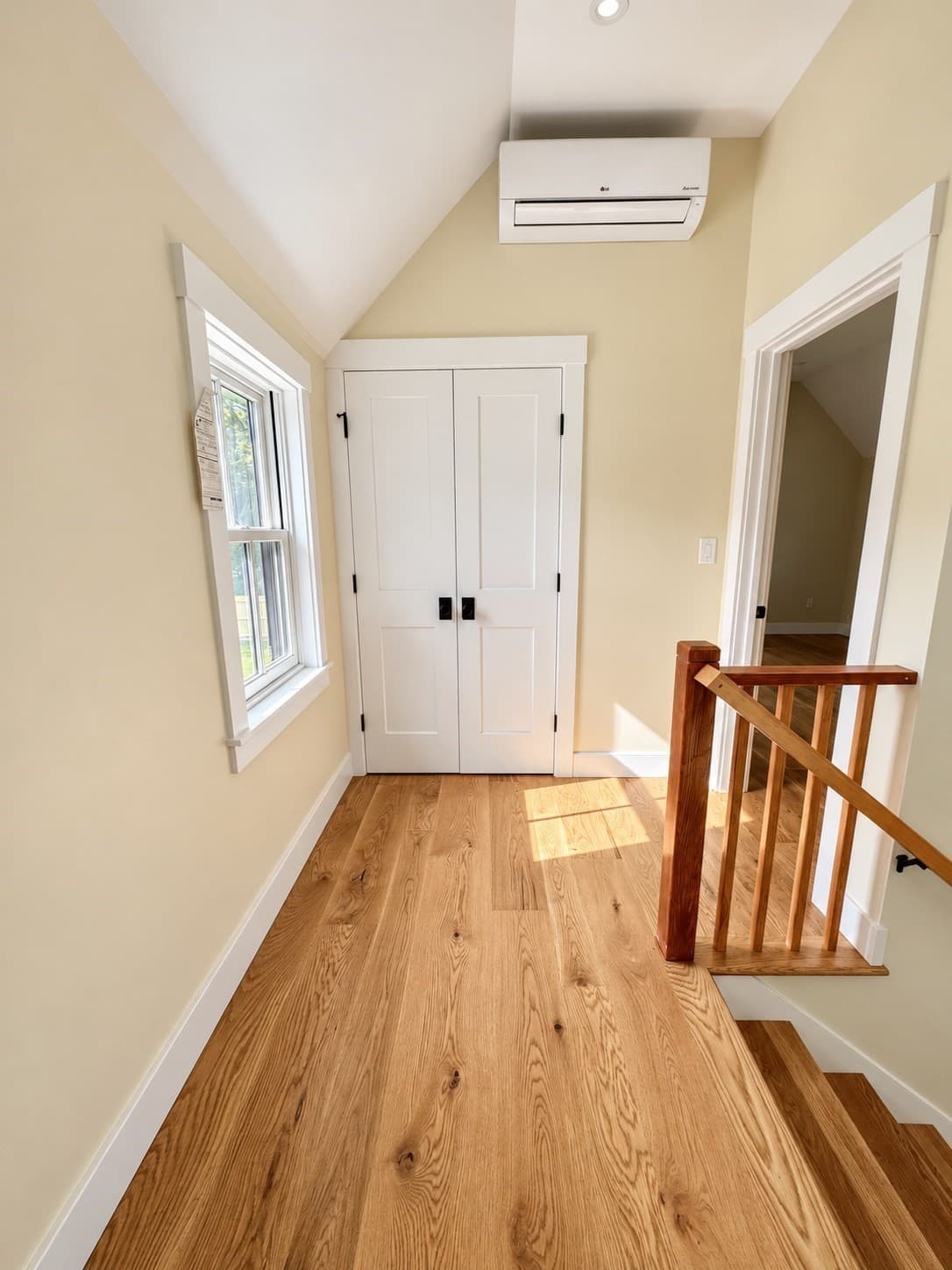 Single Family Residence at 25 Oak Avenue, Oak Bluffs MA 02557, photo 18 of 31