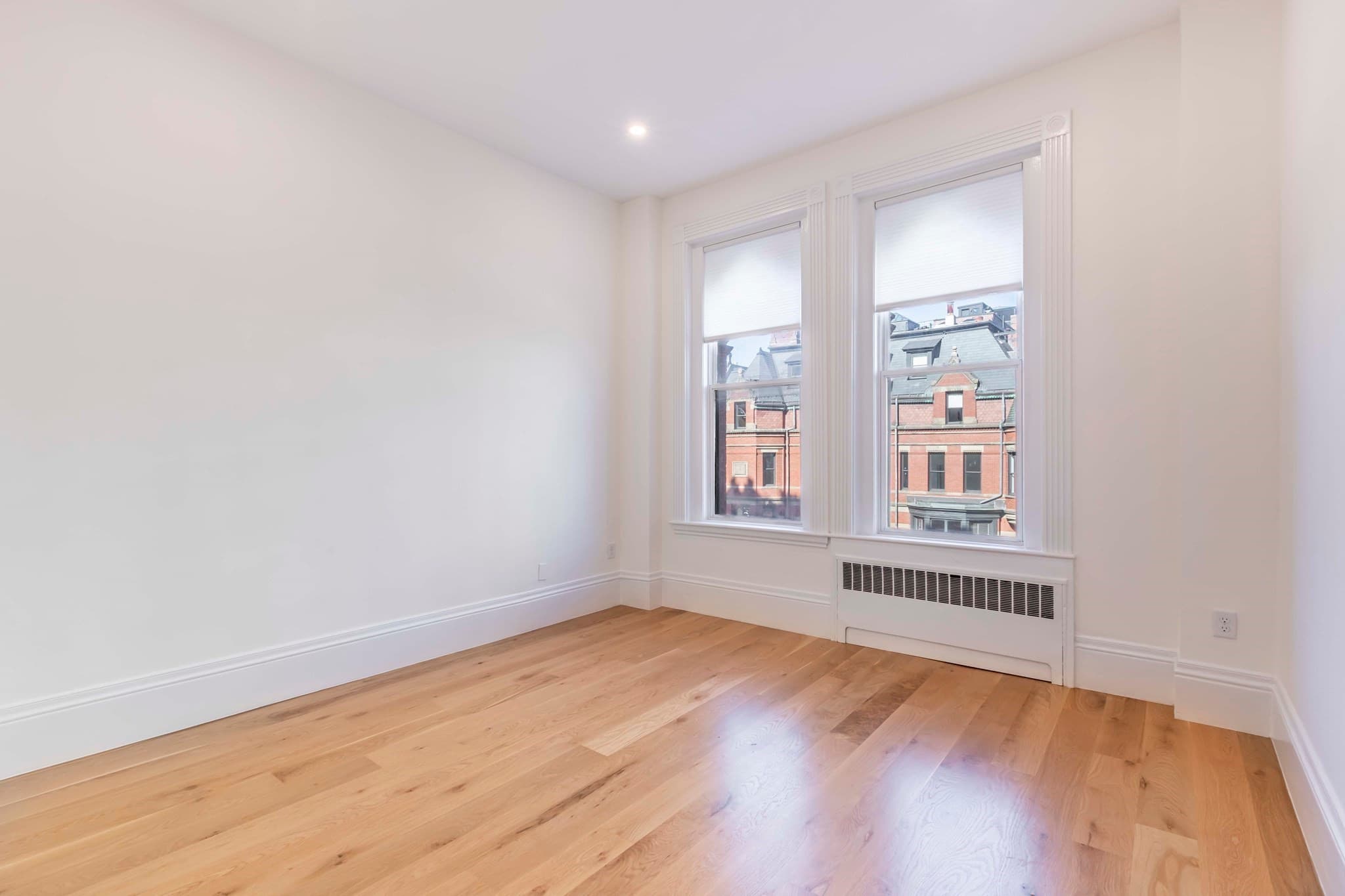 Condominium at 271 Dartmouth St. # 2L, Boston MA 02116, photo 7 of 19