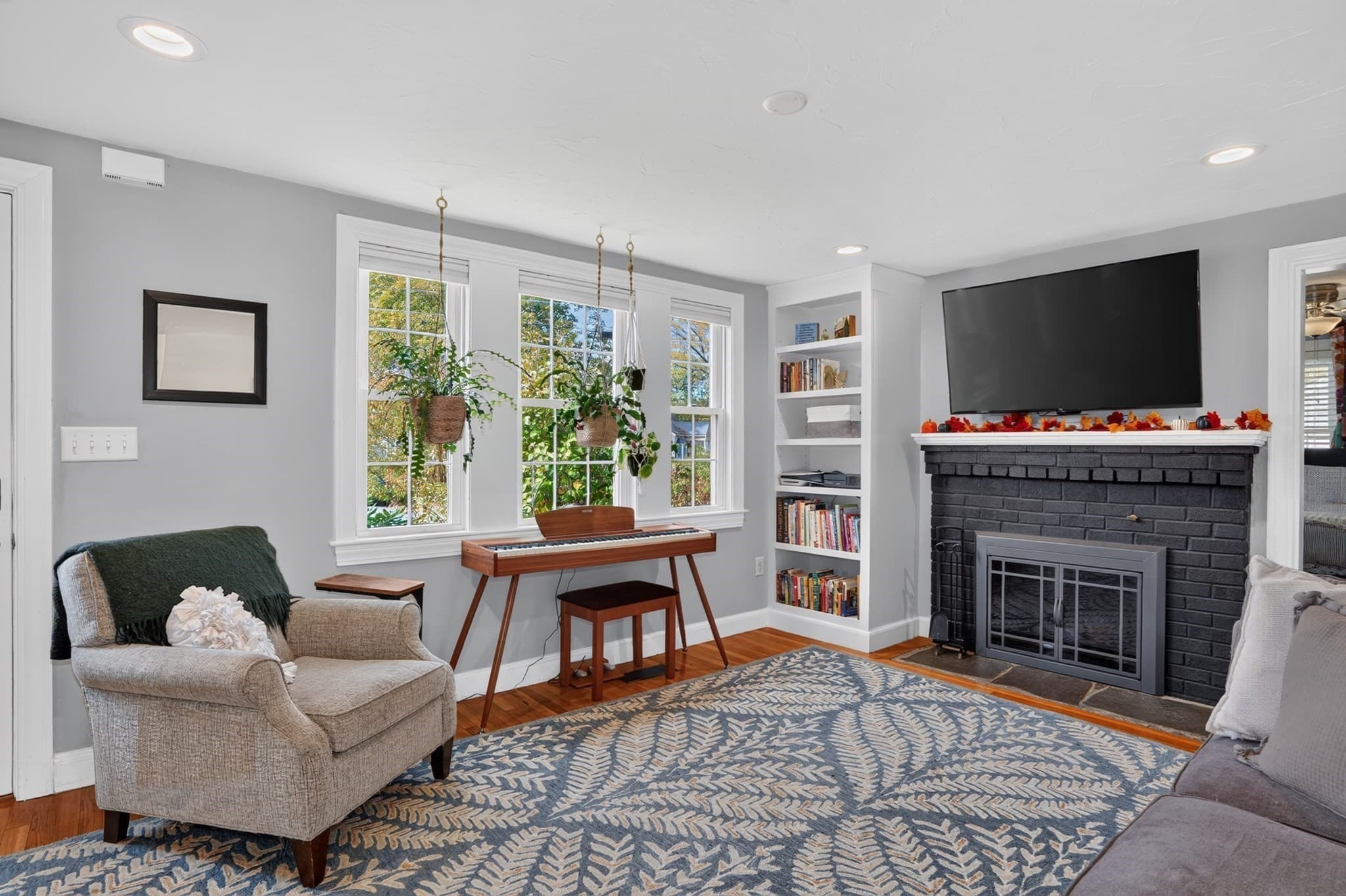 Single Family Residence at 15 Lowell Mason Rd, Medfield MA 02052, photo 11 of 40