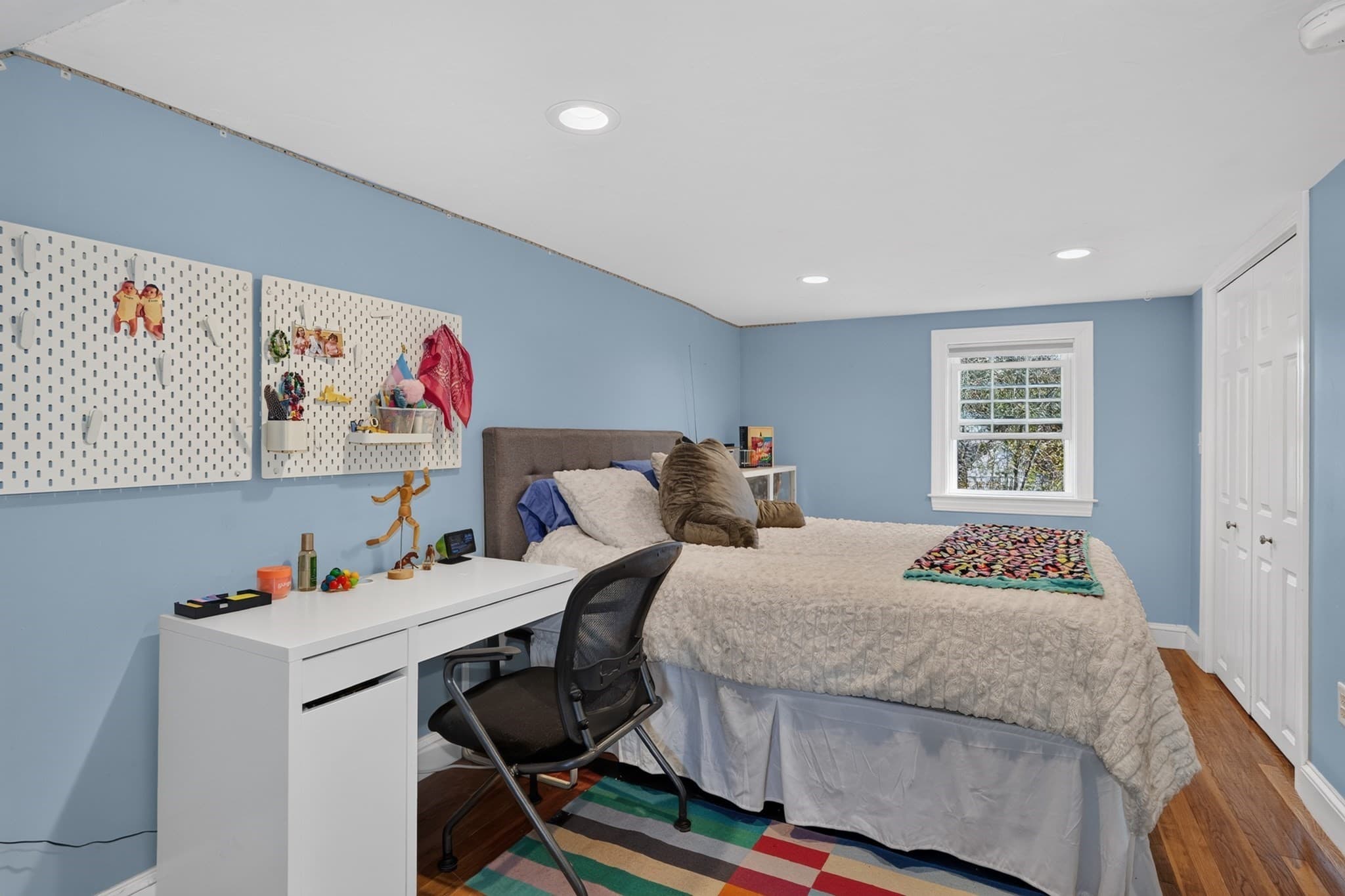 Single Family Residence at 15 Lowell Mason Rd, Medfield MA 02052, photo 25 of 40