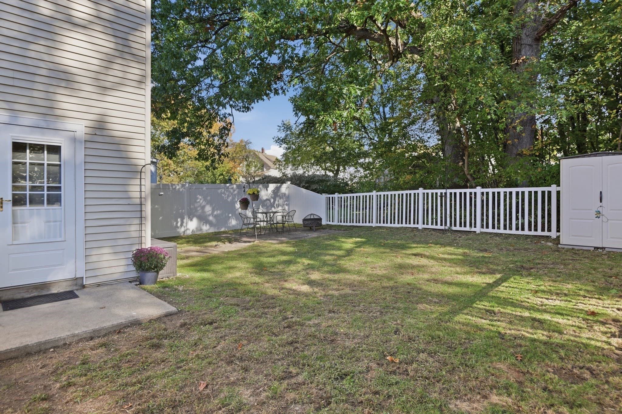 Condominium at 27 Bentley Circle # 27, Methuen MA 01844, photo 19 of 28