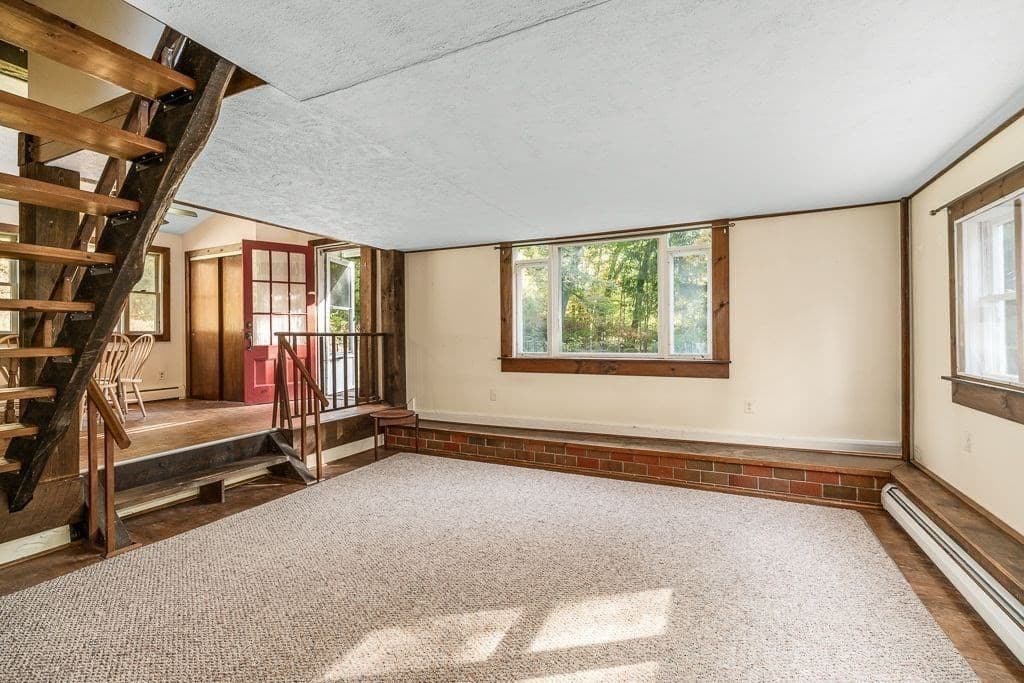 3 Family at 3 Highland Ave, Manchester MA 01944, photo 14 of 22