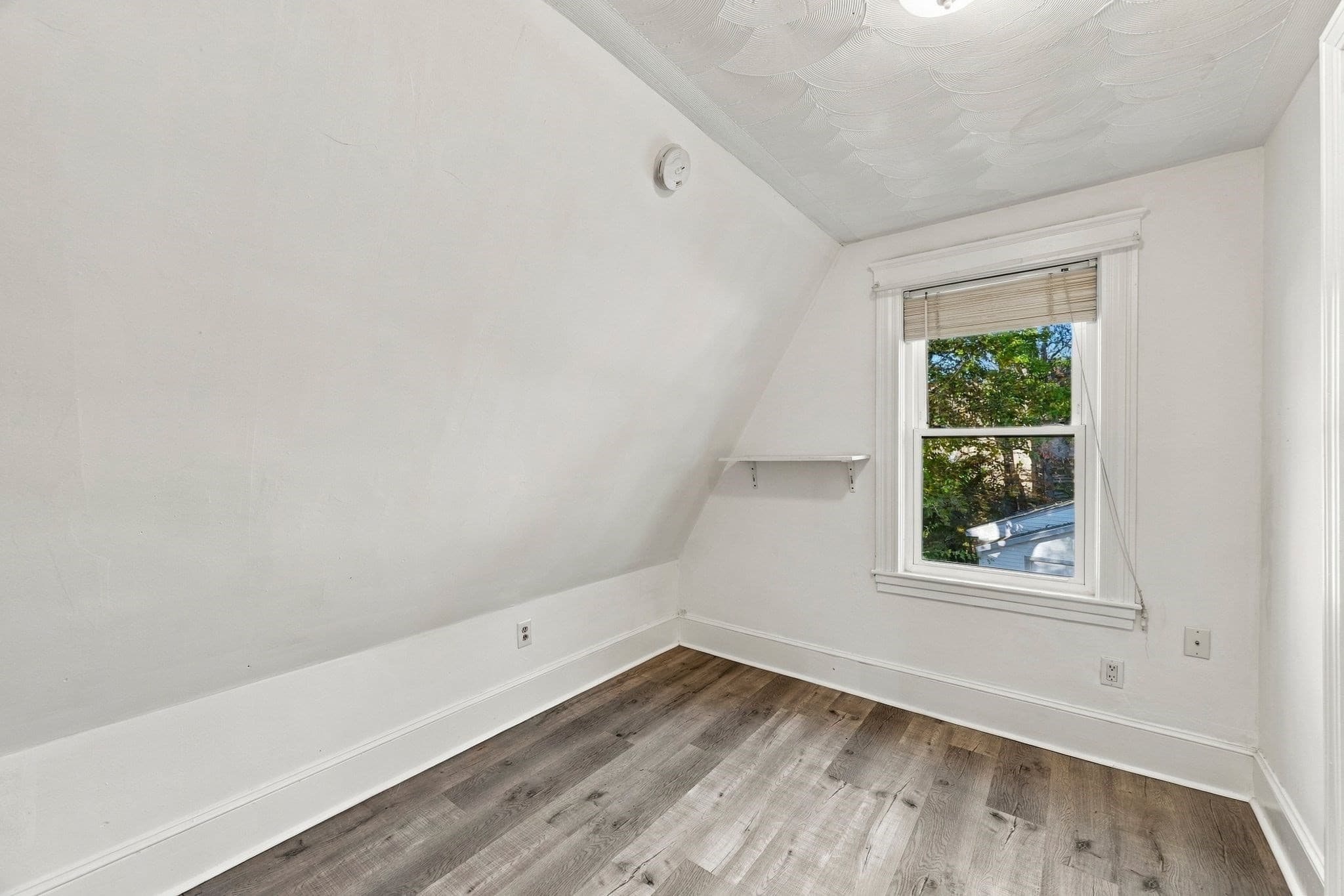 Single Family Residence at 40 Beaver St, Framingham MA 01702, photo 28 of 42