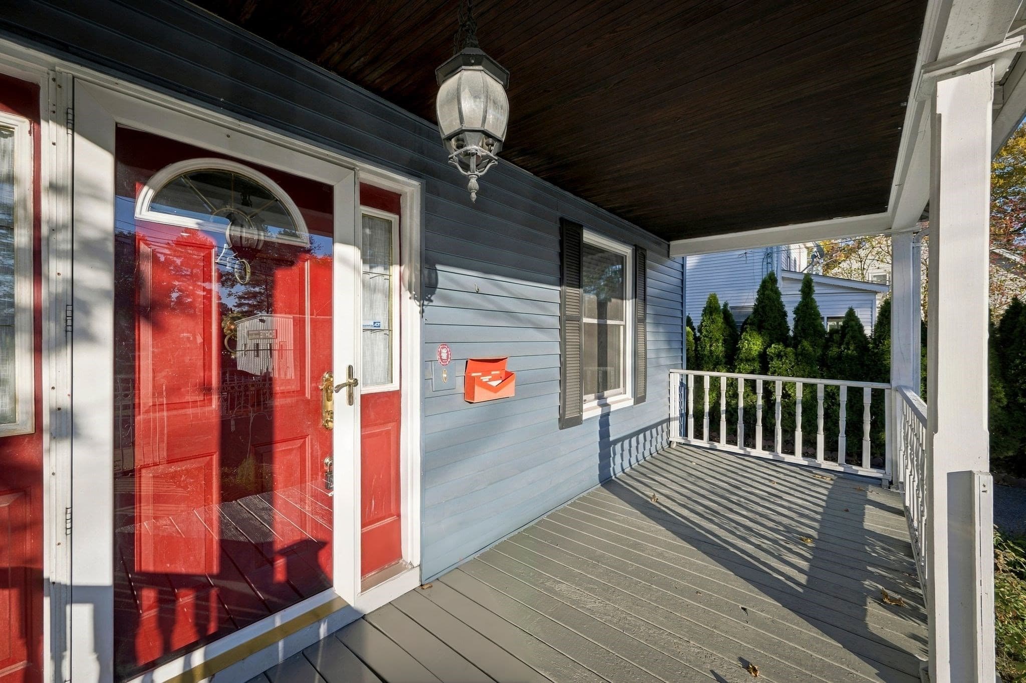 Single Family Residence at 40 Beaver St, Framingham MA 01702, photo 5 of 42