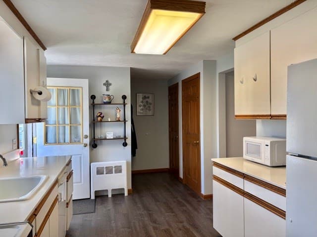 Single Family Residence at 374 Homestead Ave, Holyoke MA 01040, photo 13 of 36