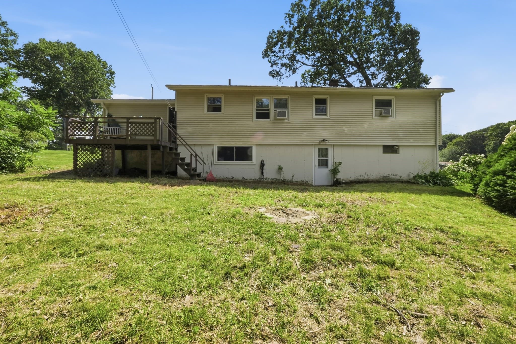 Single Family Residence at 8 Tanglewood Road, Leicester MA 01524, photo 31 of 34