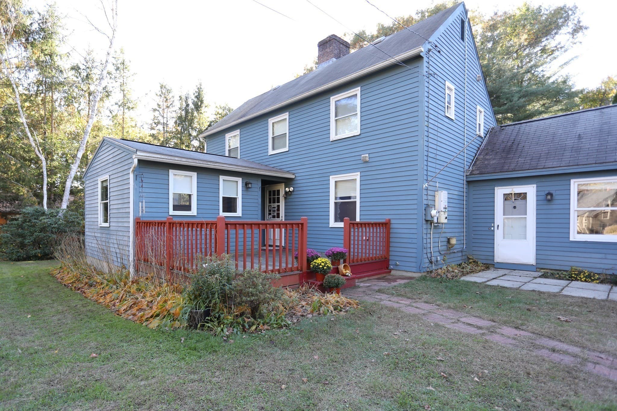 Single Family Residence at 404 Plain Road, Greenfield MA 01301, photo 5 of 35