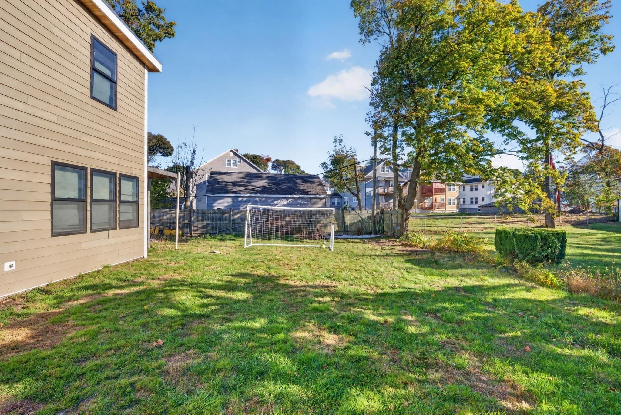 Condominium at 70 Brush Hill Rd # 70, Milton MA 02186, photo 6 of 42