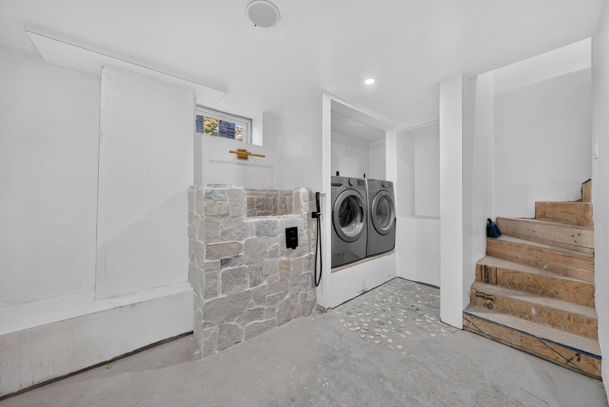 Condominium at 70 Brush Hill Rd # 70, Milton MA 02186, photo 13 of 42