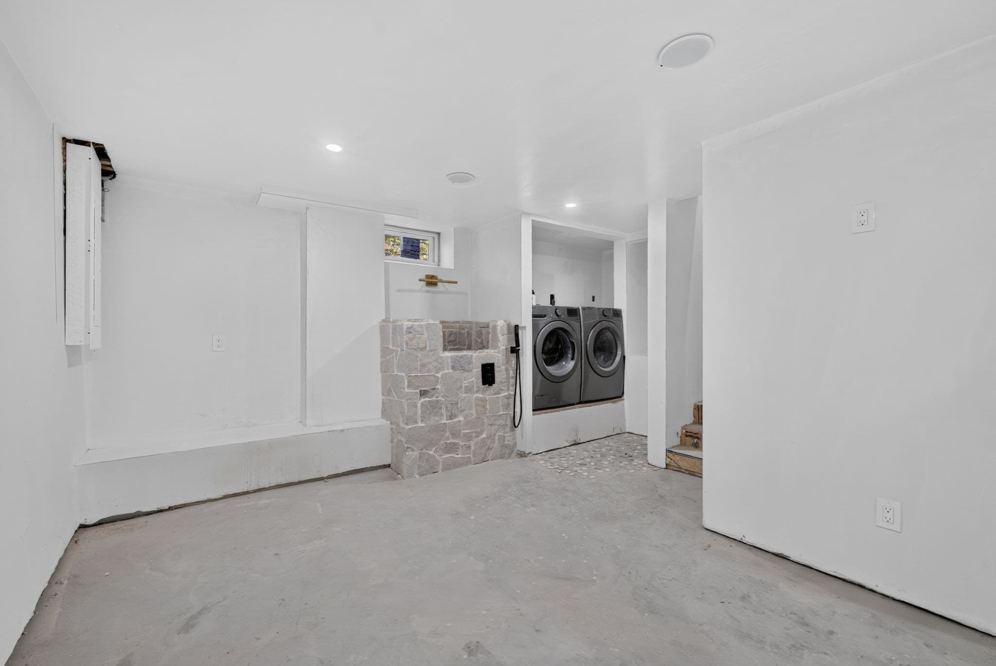 Condominium at 70 Brush Hill Rd # 70, Milton MA 02186, photo 11 of 42
