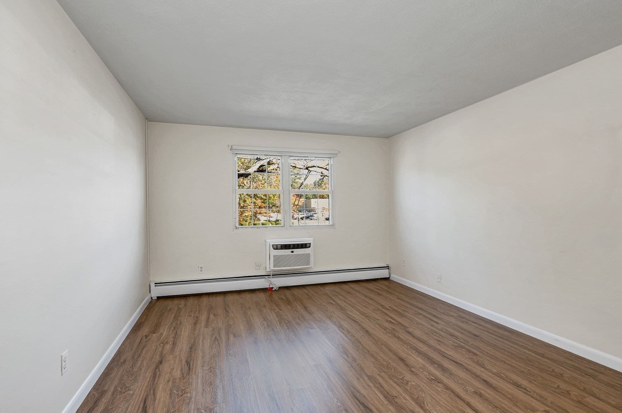 Condominium at 270 Main St # 14, North Reading MA 01864, photo 16 of 20
