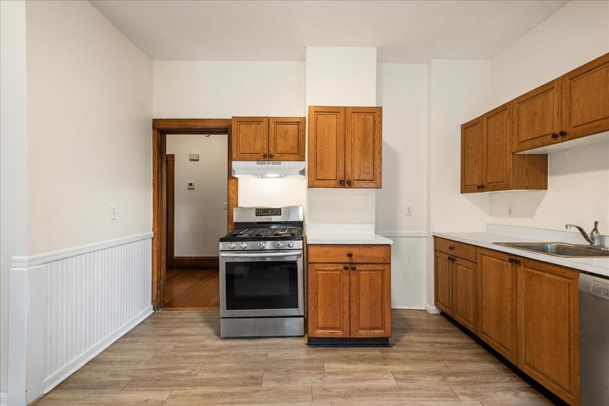 Condominium at 11 Gaylord St # 2, Boston MA 02124, photo 8 of 16