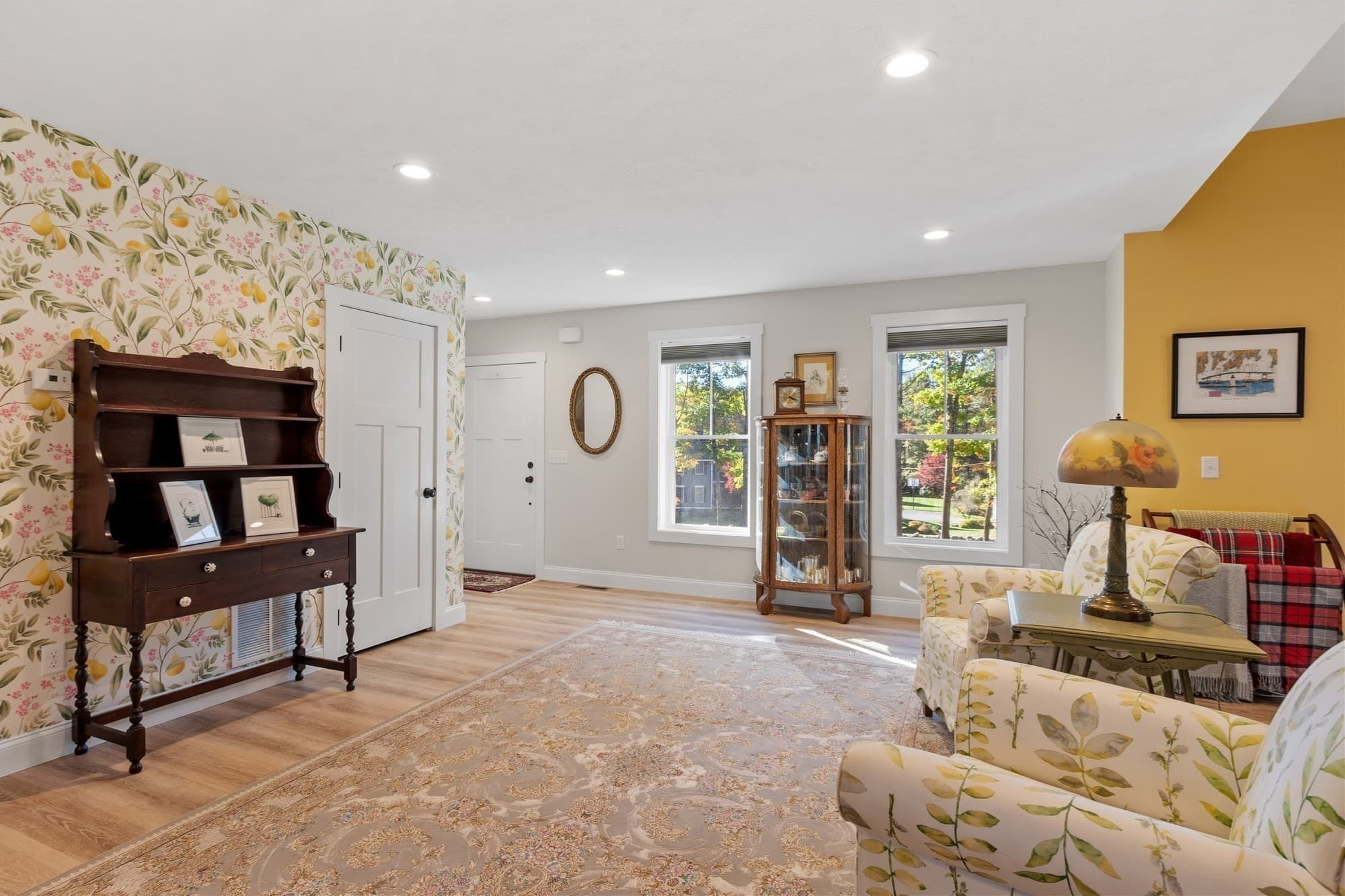 Single Family Residence at 43 Old Colony, Princeton MA 01541, photo 8 of 42