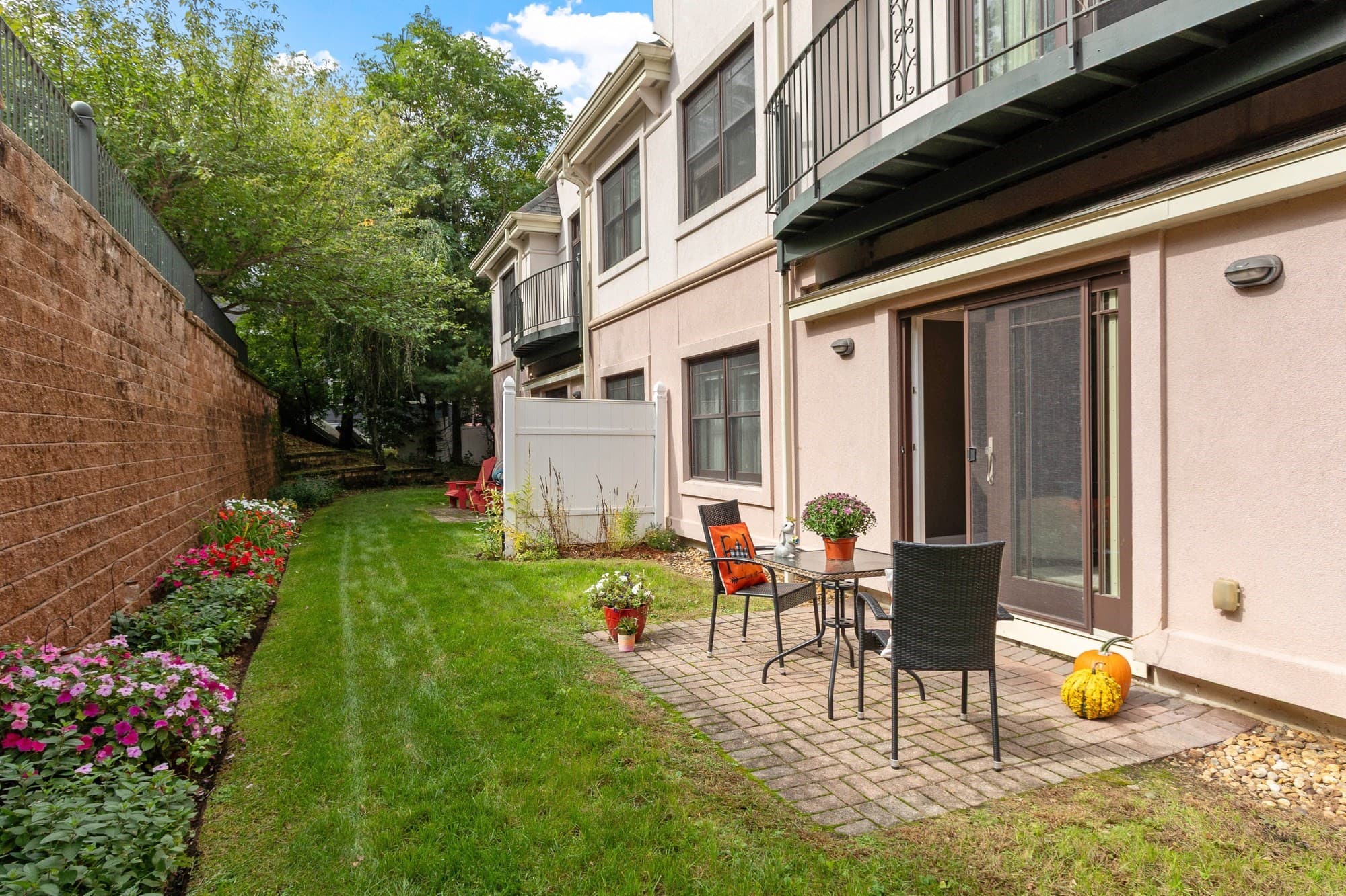 Condominium at 558 E Merrimack St # 34, Lowell MA 01852, photo 29 of 37