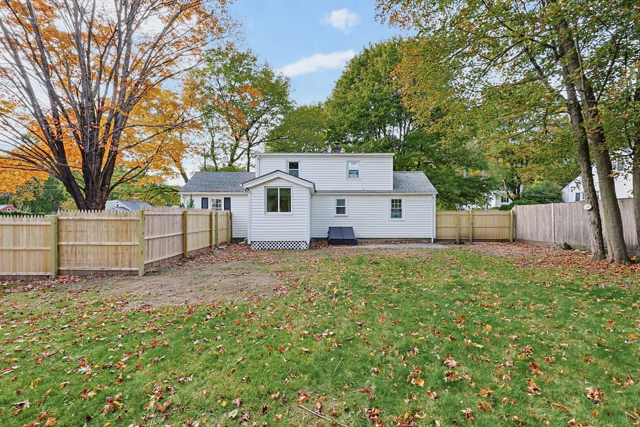 Single Family Residence at 19 Brookhaven Rd, Worcester MA 01606, photo 34 of 36