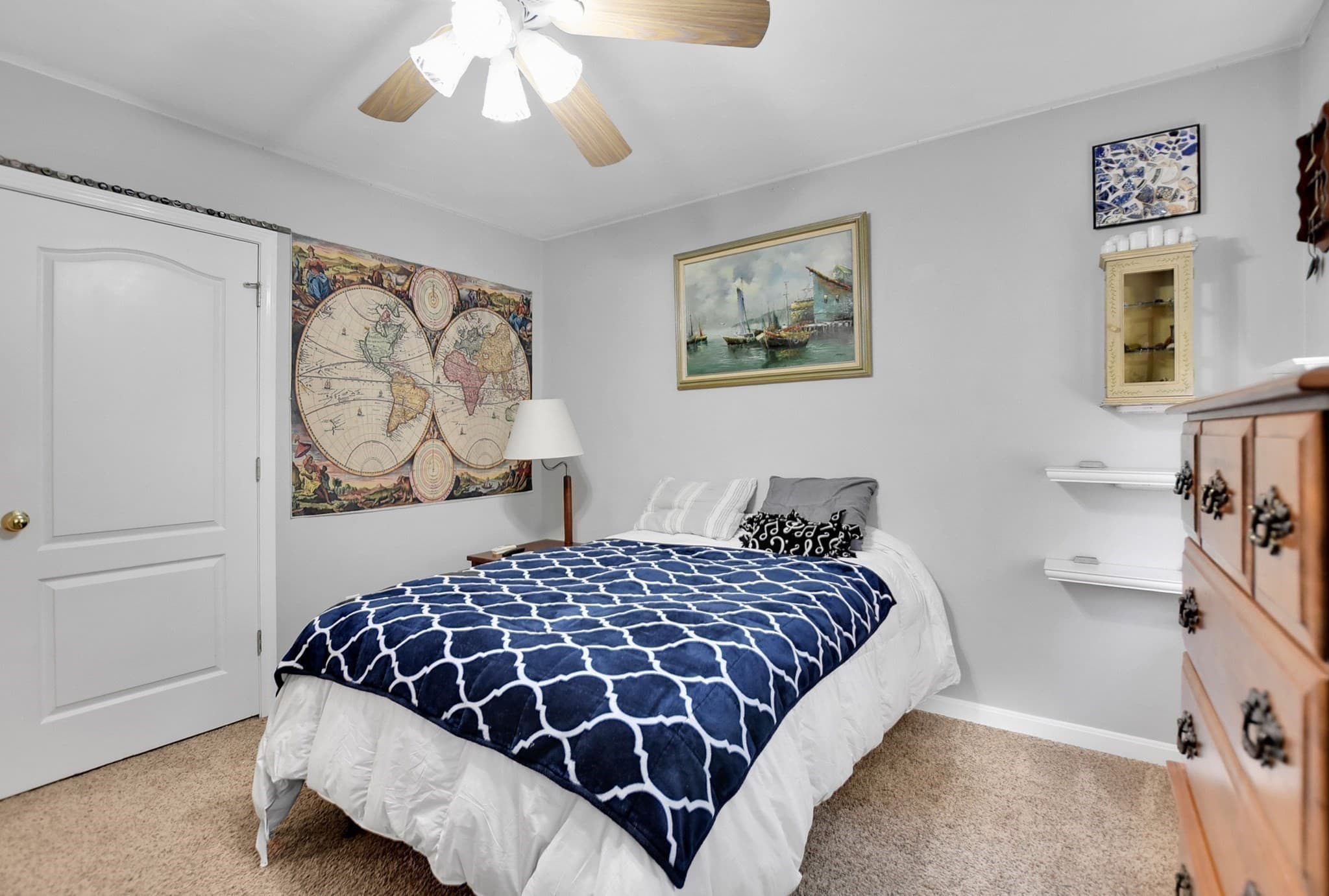 Single Family Residence at 2 Fairway View Dr, Douglas MA 01516, photo 28 of 42
