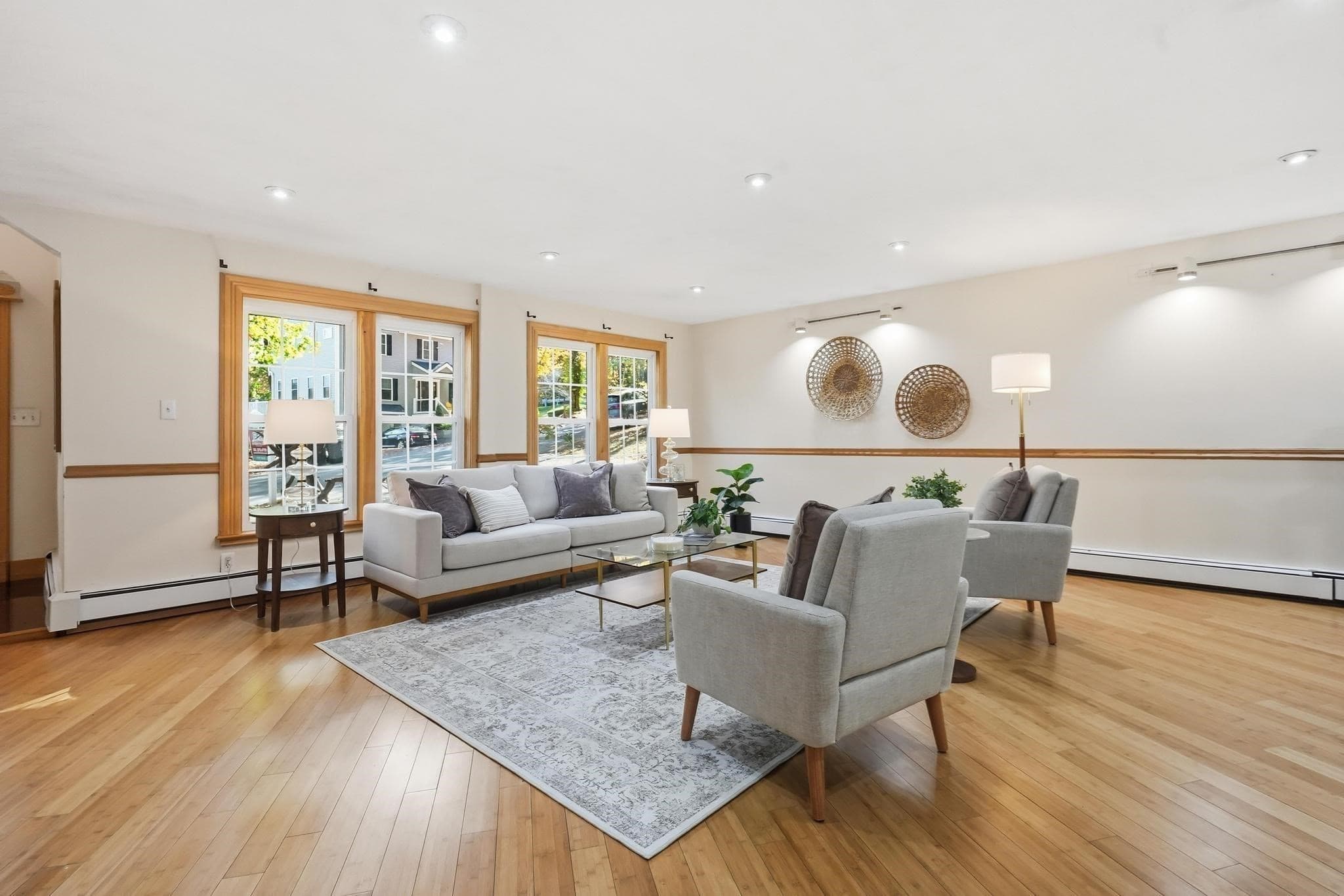 Single Family Residence at 17 Pathwood Ave, Burlington MA 01803, photo 4 of 41