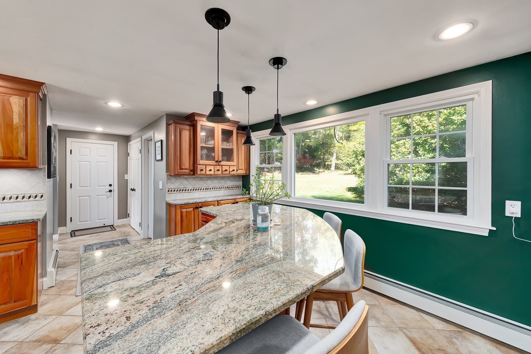 Single Family Residence at 6 Trask Rd, Boxford MA 01921, photo 5 of 39