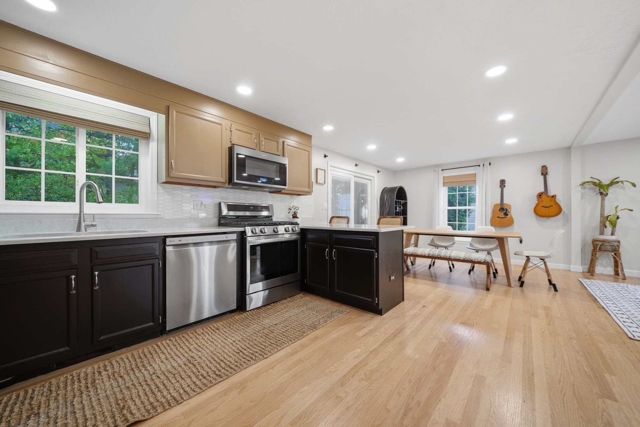 Condominium at 88 Stonegate Road # 88, Chelmsford MA 01824, photo 7 of 17