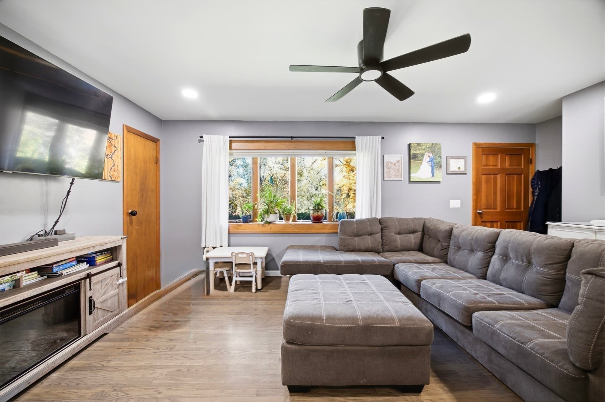 Single Family Residence at 20 Sullivan Ln, South Hadley MA 01075, photo 12 of 39