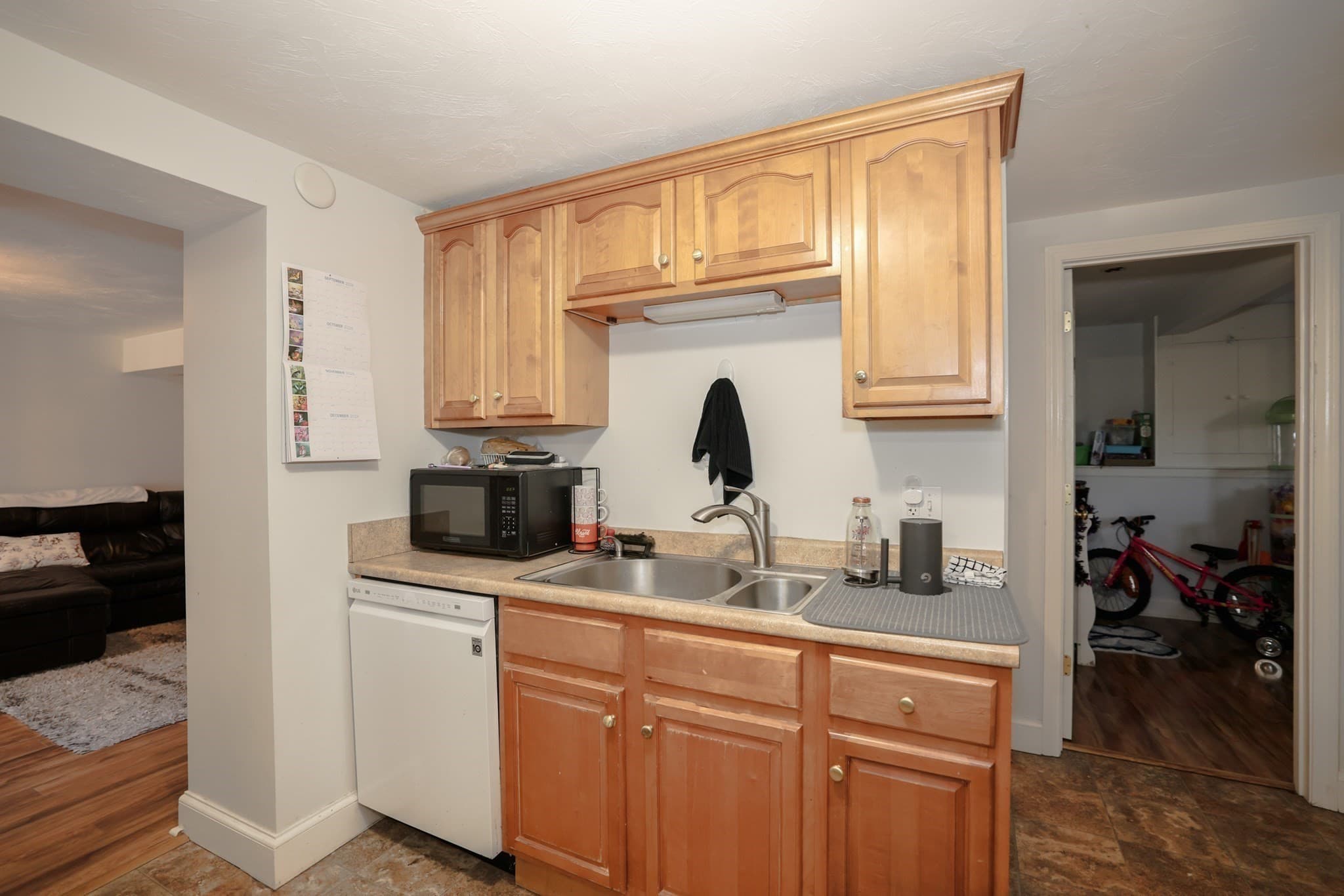 2 Family - 2 Units Up/Down at 42 Leighton Street, Pepperell MA 01463, photo 26 of 41