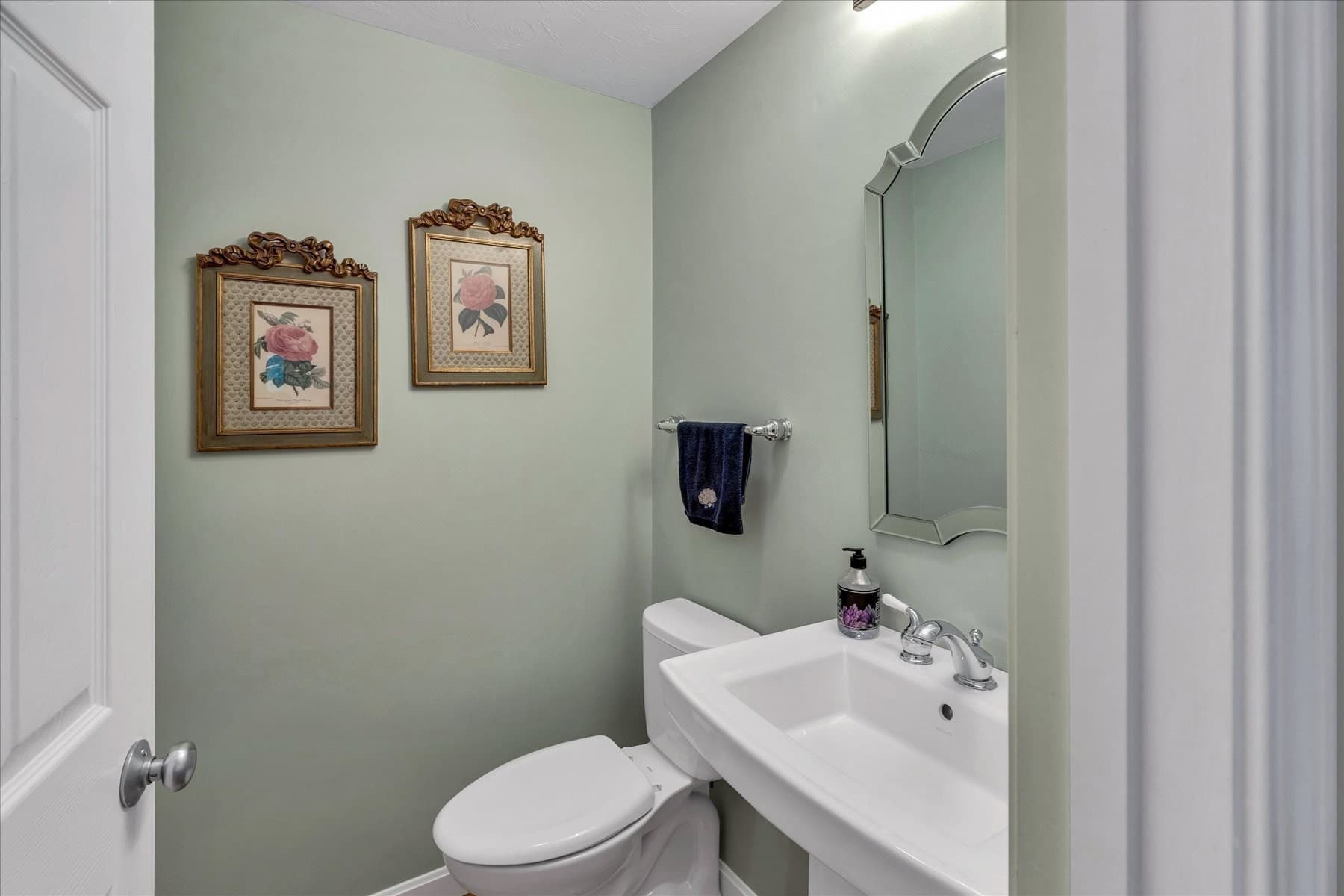 Condominium at 140 Kates Path # 140, Yarmouth MA 02675, photo 11 of 38