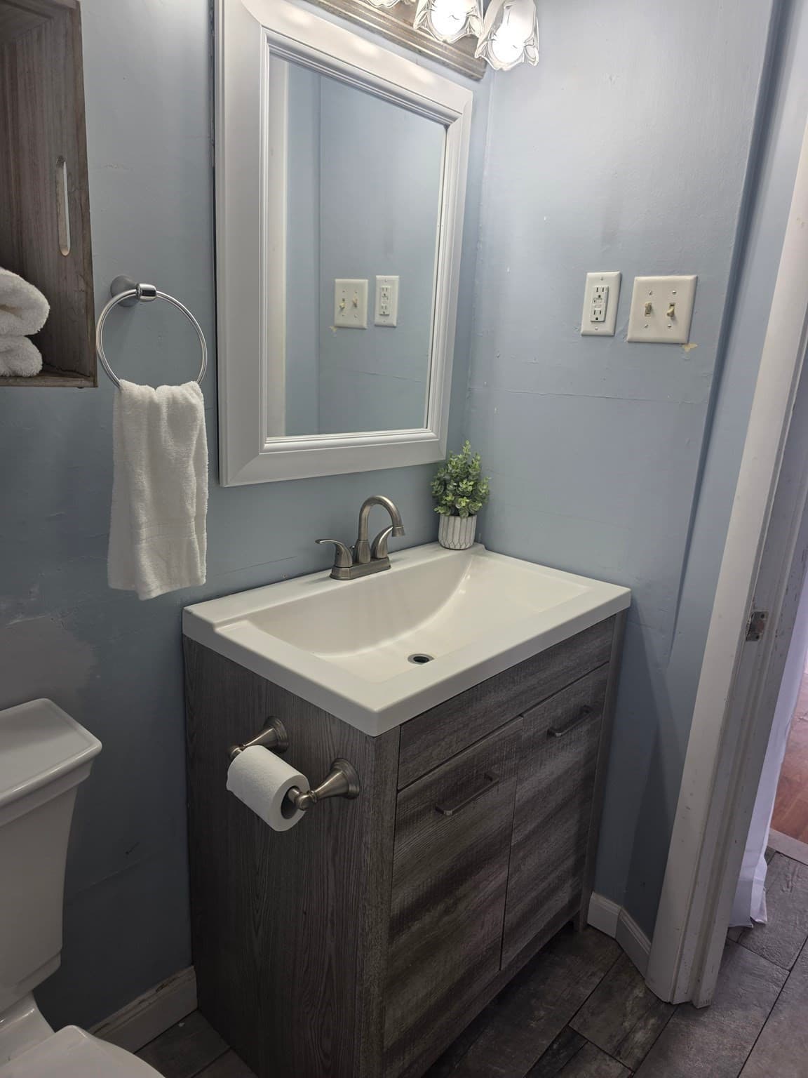 Single Family Residence at 9 Sheila Rd, Pembroke MA 02359, photo 23 of 39