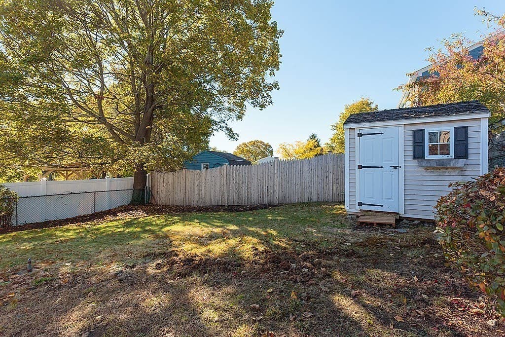 Single Family Residence at 759 Beechmont Street, Boston MA 02136, photo 4 of 31