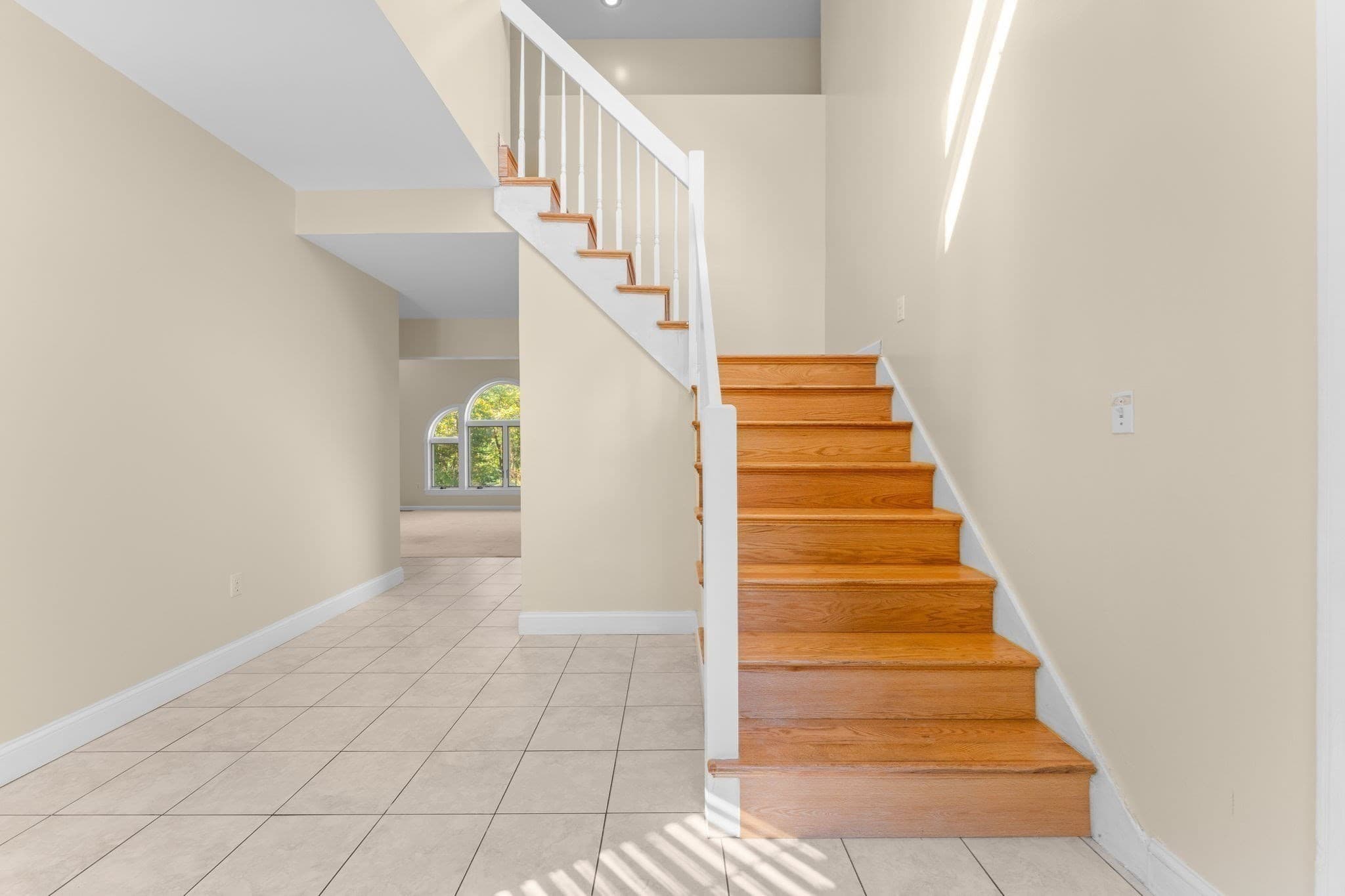 Single Family Residence at 51 Goodnow Ln, Framingham MA 01702, photo 14 of 42