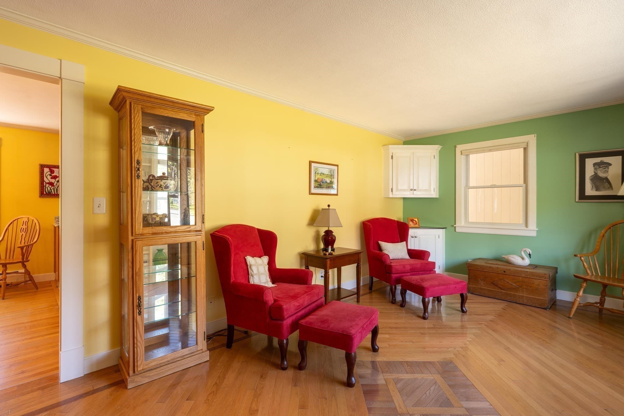 Single Family Residence at 25 Murphy Ter, Northampton MA 01060, photo 10 of 36