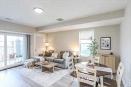 Apartment at 31 Ridge St # 203, Worcester MA 01604, photo 2 of 4