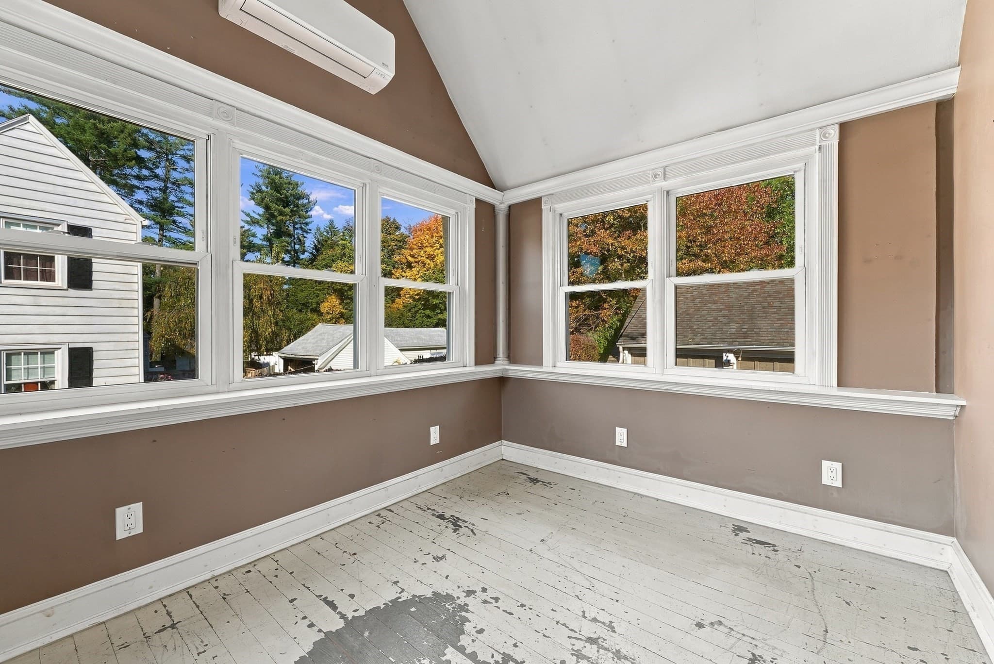 Single Family Residence at 65 Craiwell Ave, West Springfield MA 01089, photo 17 of 42
