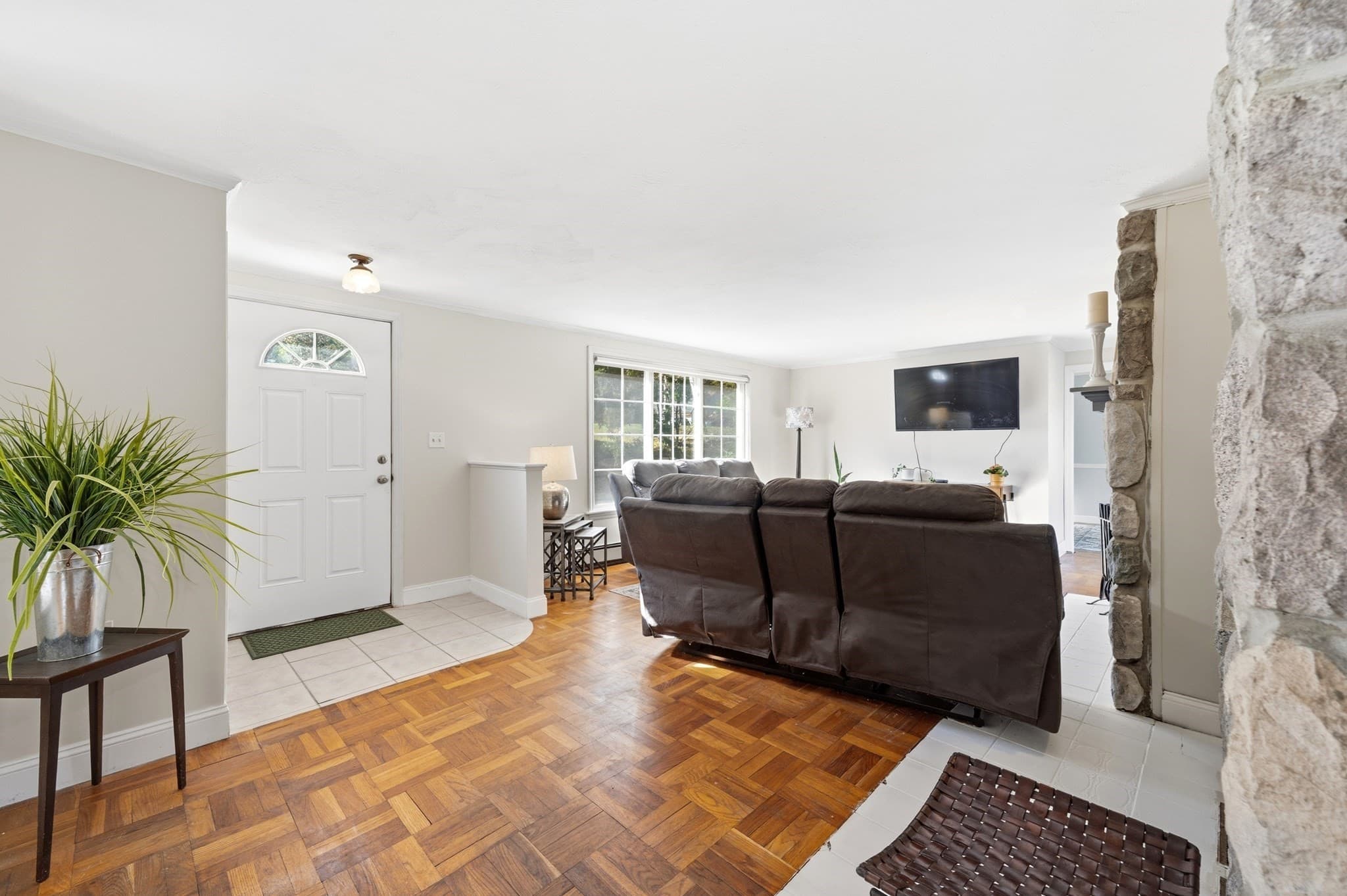 Single Family Residence at 939 Hildreth Street, Dracut MA 01826, photo 14 of 42