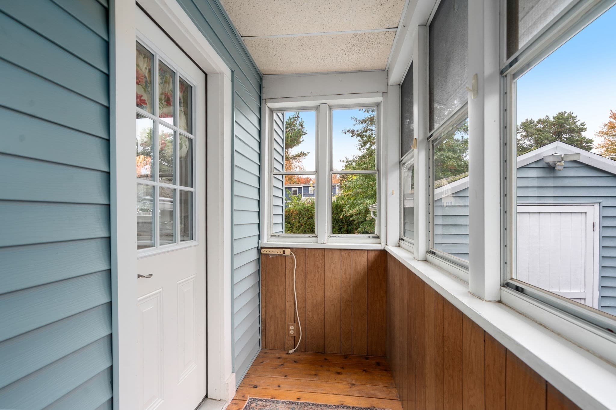 Single Family Residence at 89 Eddy St, Springfield MA 01104, photo 6 of 42