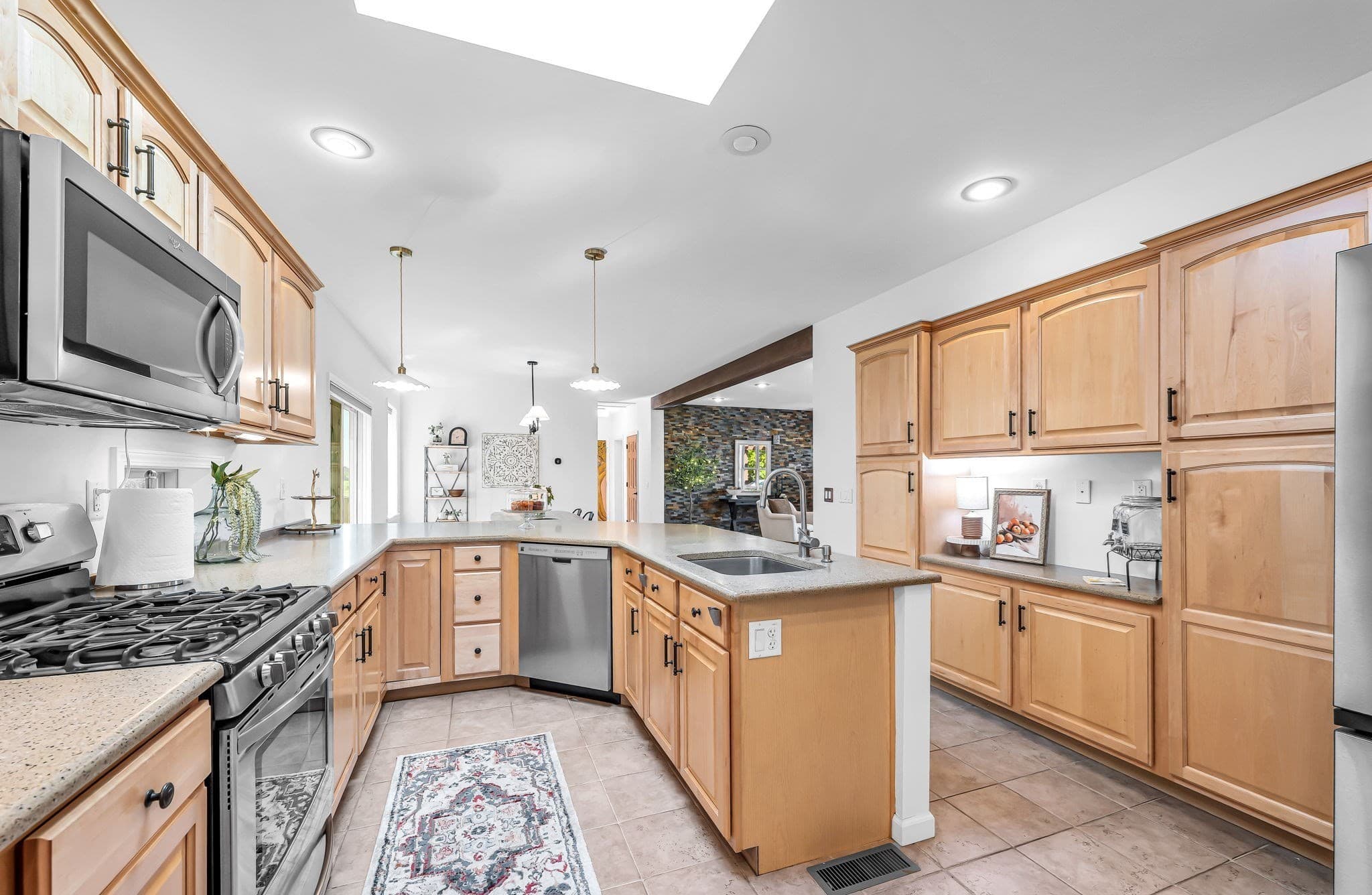 Single Family Residence at 250 N Main St, Sunderland MA 01375, photo 14 of 40