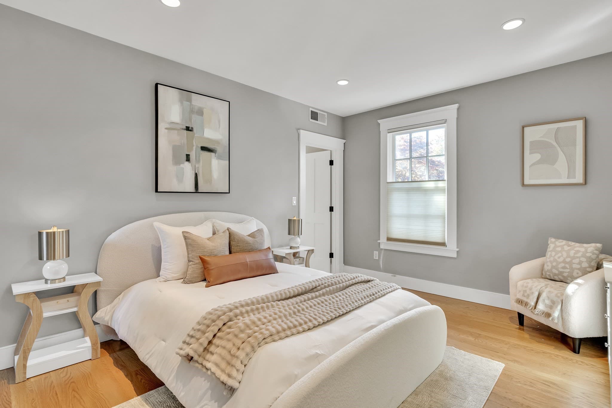 Condominium at 1-7 Brattle Cir` # 1, Cambridge MA 02138, photo 17 of 24