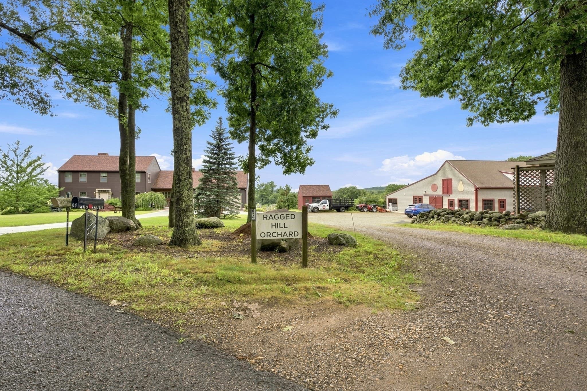94 John Gilbert Rd, West Brookfield MA 01585