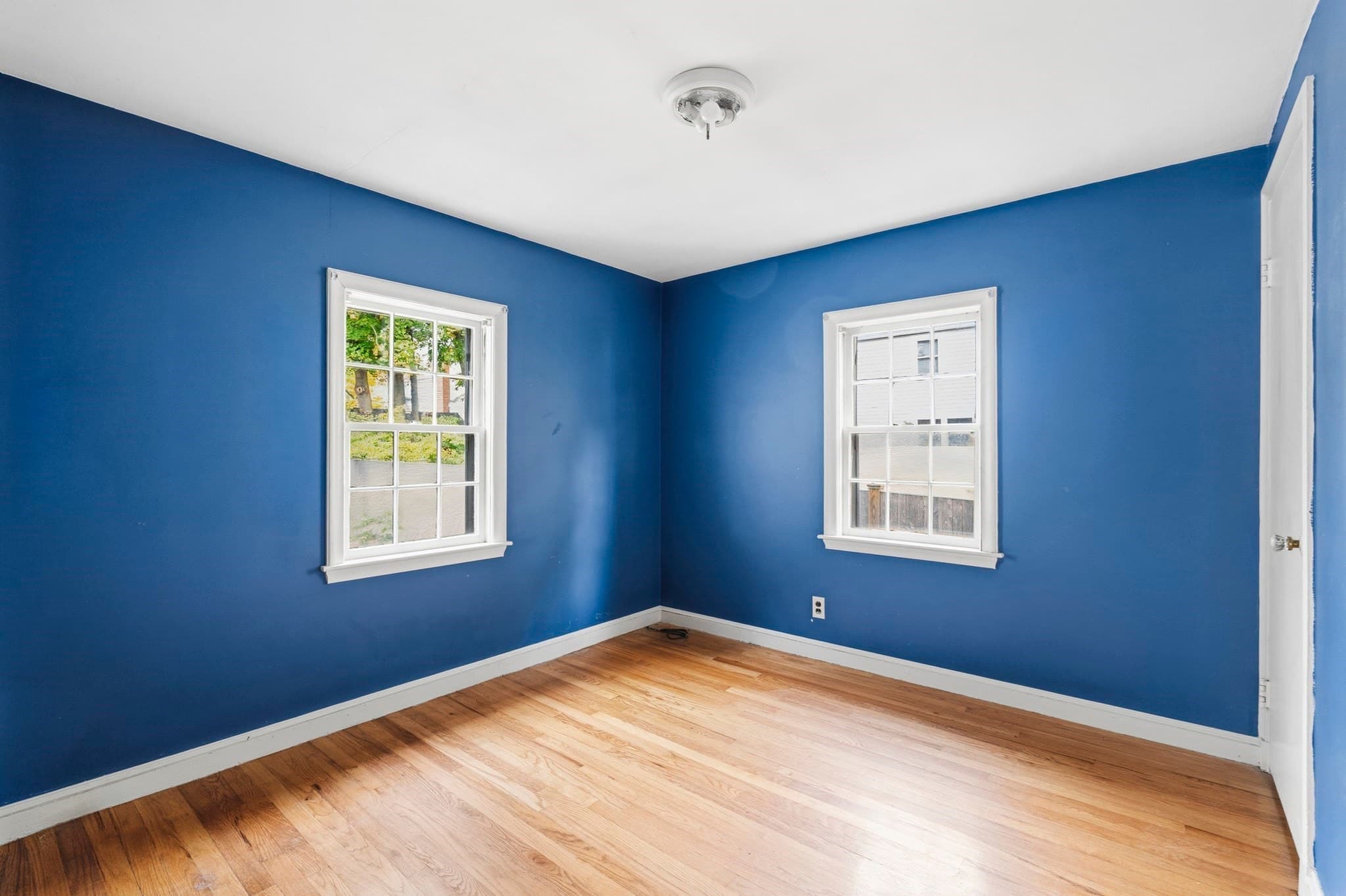 Single Family Residence at 37 Jordan St, Beverly MA 01915, photo 10 of 27