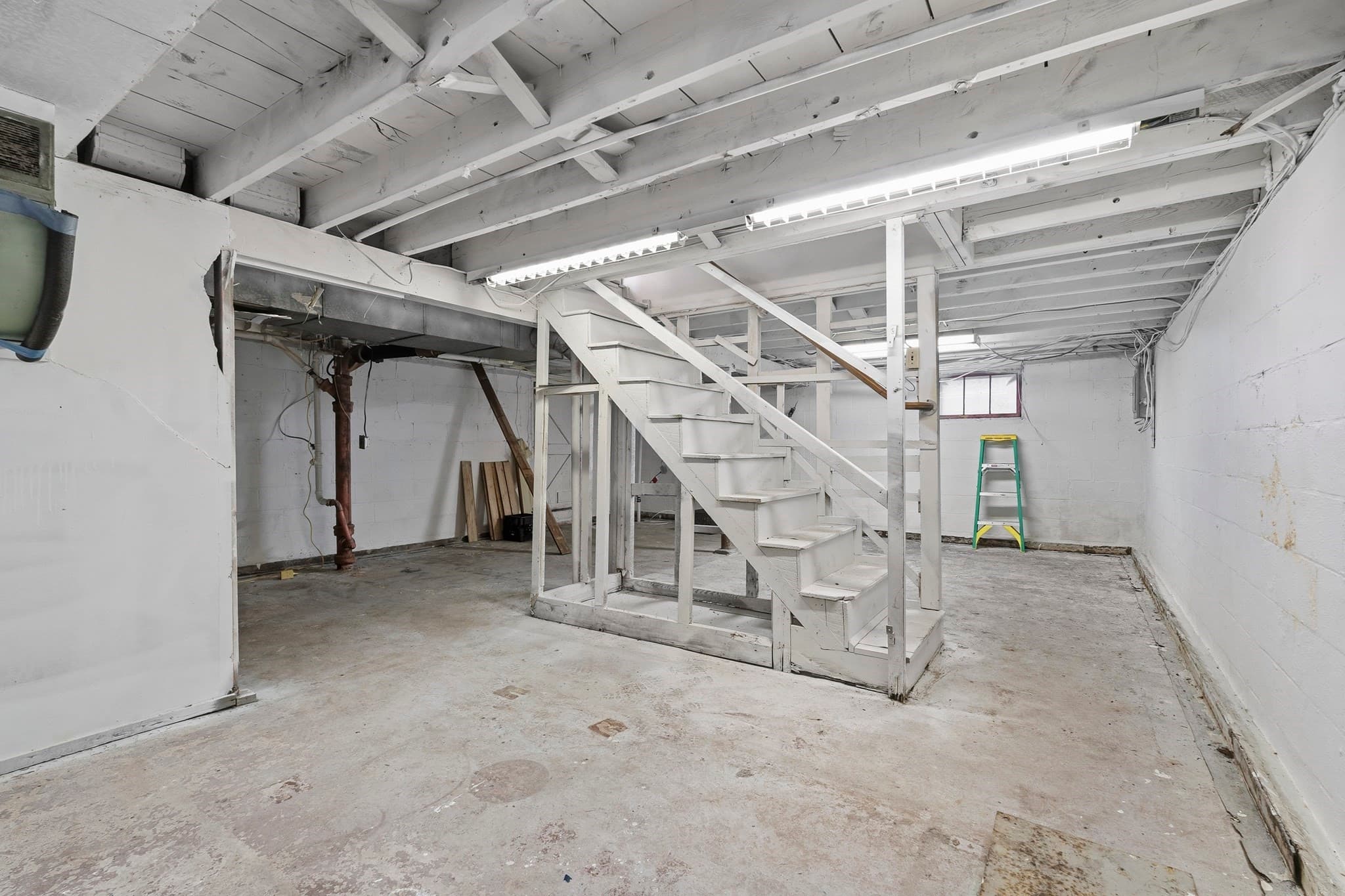 Single Family Residence at 37 Jordan St, Beverly MA 01915, photo 18 of 27