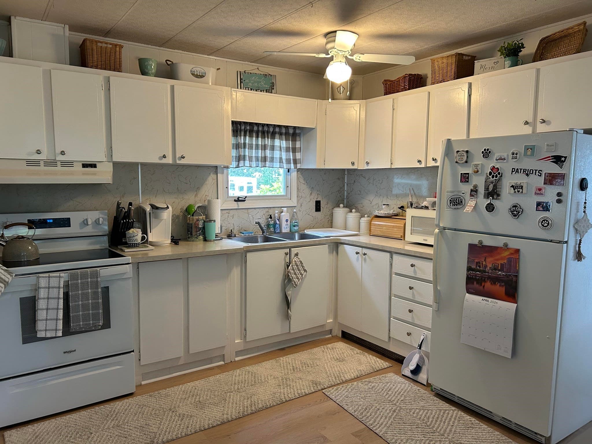 Mobile Home at 22 Sycamore Drive, Halifax MA 02338, photo 2 of 11