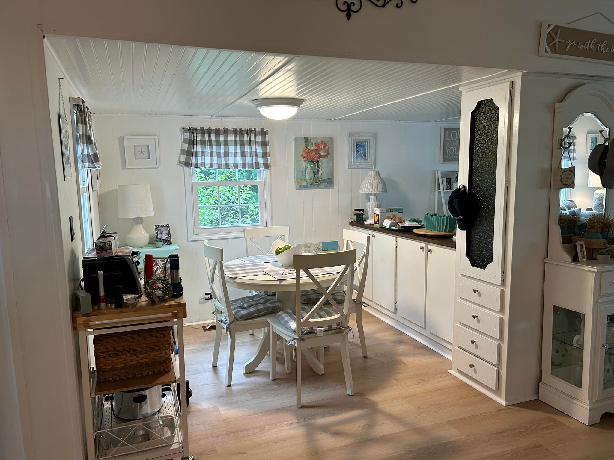Mobile Home at 22 Sycamore Drive, Halifax MA 02338, photo 3 of 11