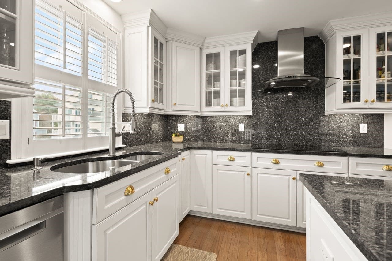 Condominium at 27C Maple St # C, Canton MA 02021, photo 17 of 38